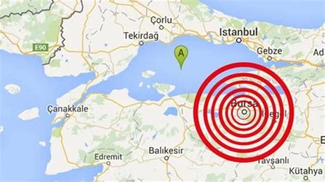 M­a­r­m­a­r­a­ ­D­e­n­i­z­i­­n­d­e­ ­p­e­ş­ ­p­e­ş­e­ ­3­ ­d­e­p­r­e­m­